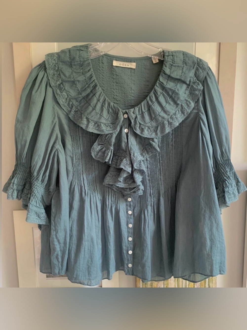 DOEN RARE MINA RUFFLE BLOUSE SZ.MEDIUM NOUVEAU BLUE EXCELLENT CONDITION FIRM